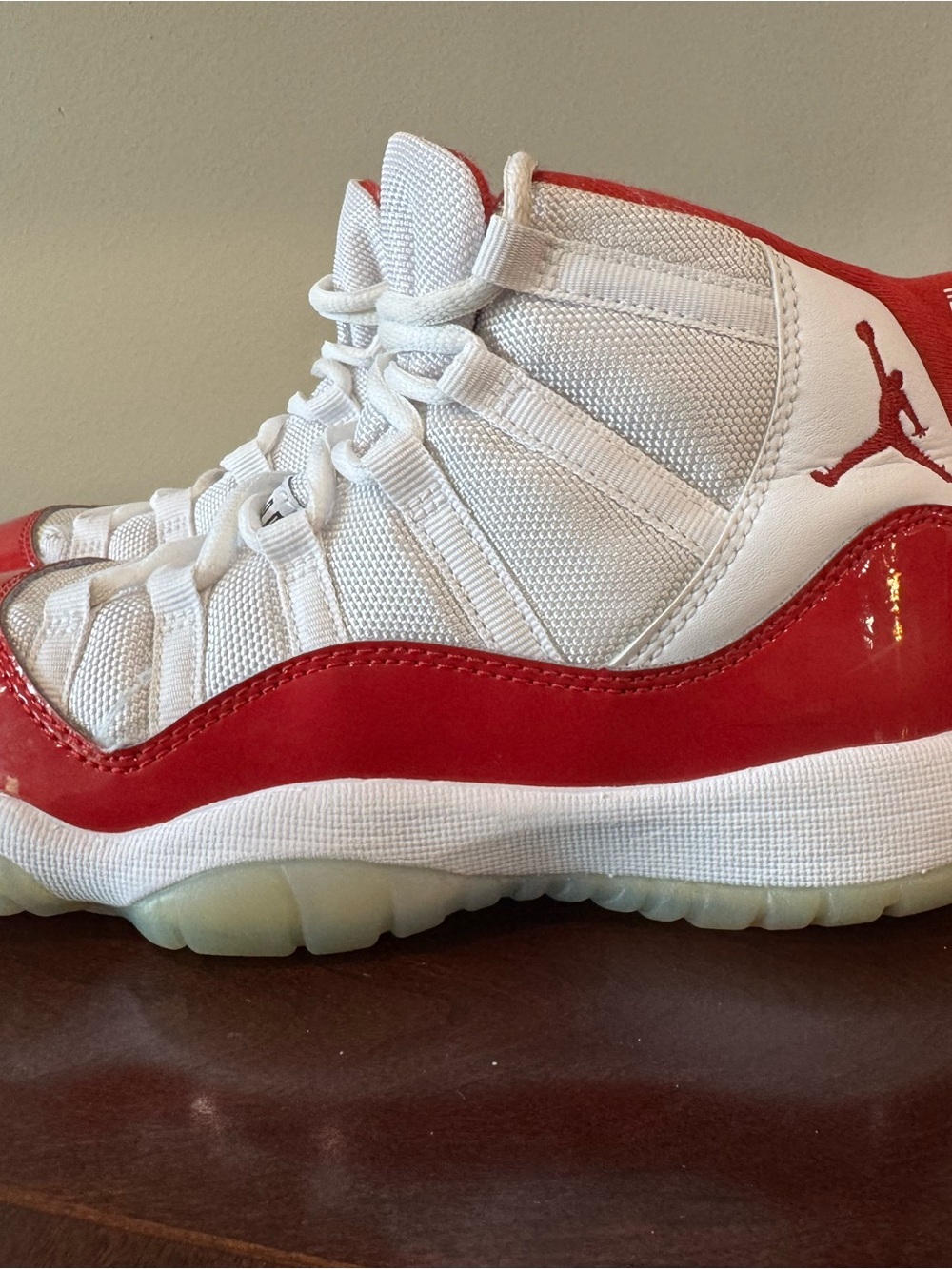 Air Jordan 11 Retro GS "Cherry" (2022) Size 6Y